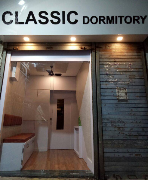 Lodge in Mumbai